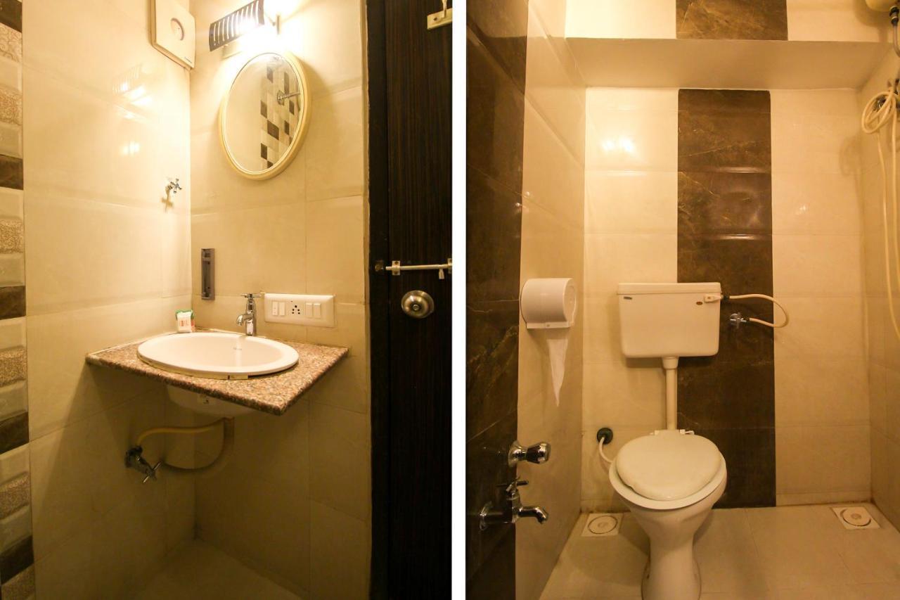 Oyo 8786 Hotel Maan Residency Ahmedabad Exterior photo